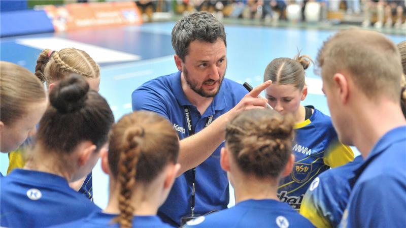 Jugendtrainer Adrian Fuladdjusch verlässt den Buxtehuder SV Adrian Fuladdjusch kam vor drei Jahren zum BSV.