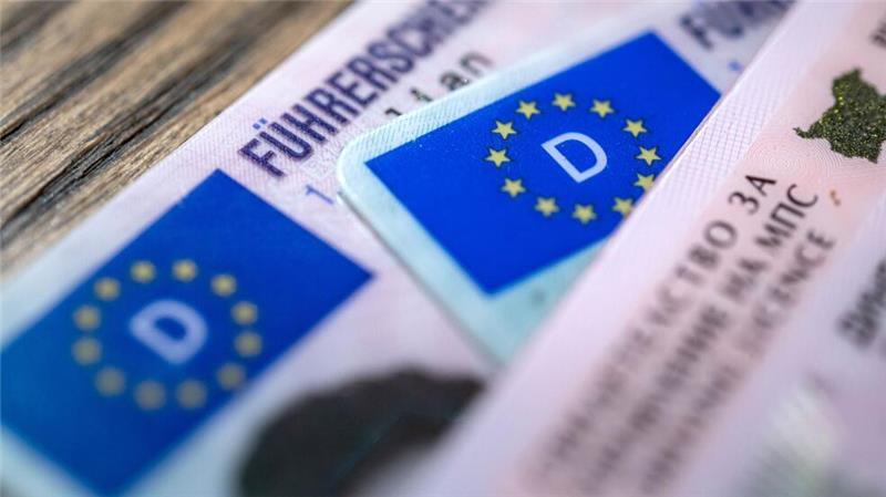 Umfrage: Mehrheit will Prüfungen für ältere Autofahrer Ältere Lenkerinnen und Lenker weisen ein besonders hohes Unfallrisiko auf.