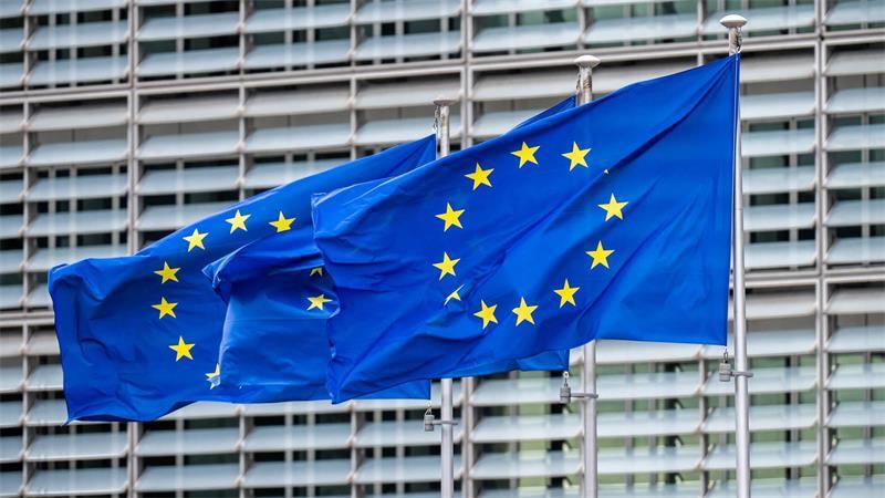 „Äußerst besorgniserregend“: So werden in der EU-Kommission die Berichte über Einschränkungen des Satelliteninternets für die Ukraine bezeichnet. (Archivbild)