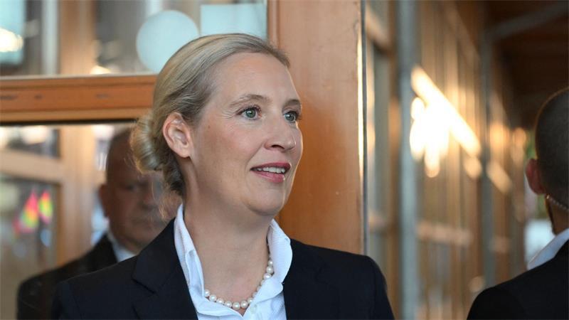 „Wir gehen hier durch die Decke“ - AfD feiert Rekordergebnis AfD-Chefin Alice Weidel gibt schnell die Linie vor: Wir haben einen Regierungsauftrag.