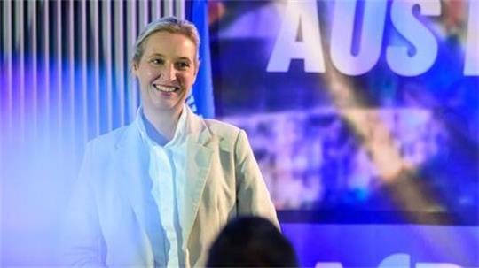 AfD-Chefin Alice Weidel „in echt“.