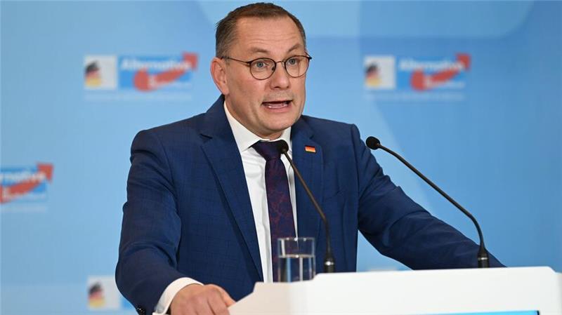 Worum es im Streit um die Migrationspolitik geht AfD-Fraktionschef Tino Chrupalla sagt, die Union stelle jetzt Forderungen, die die AfD seit Jahren gestellt habe.