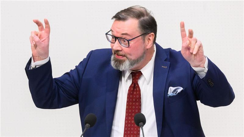 AfD-Fraktionschef Wichmann betont, dass die Zulagen nicht aus zusätzlichen Steuergeldern bezahlt werden. (Archivbild)