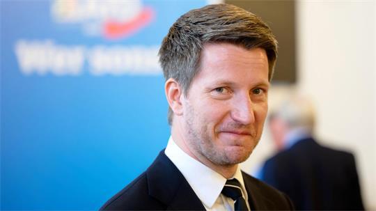 AfD-Landeschef Martin Vincentz während des Landesparteitags in Marl. 