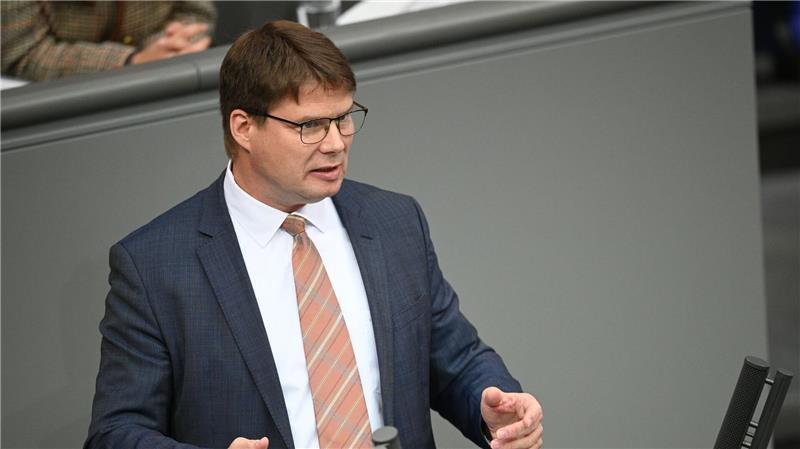 AfD pfeift Politiker zurück: Kein Treffen mit Medwedew AfD-Politiker Steffen Kotré sieht die Russland-Reise im Sinne deutscher Interessen. (Archivbild)