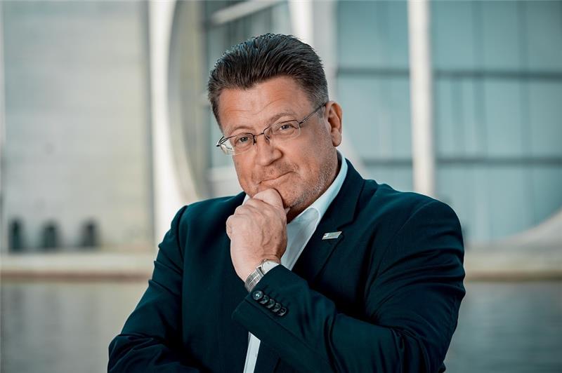 Bundespolitiker bei der AfD in Buxtehude - Gegendemo organisiert AfD-Politiker Stephan Brandner. Foto: Alternative für Deutschland/AfD - Alternative für Deutschland/obs