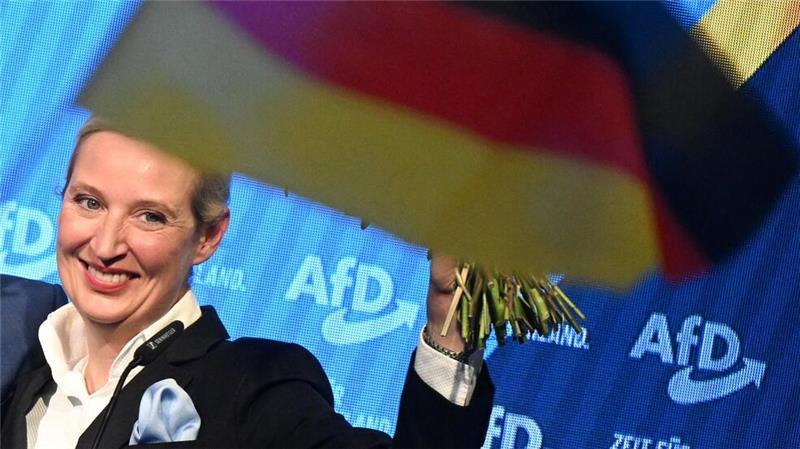 AfD in fünf Ost-Flächenländern stärkste Kraft AfD gewinnt alle ostdeutschen Flächenländer.