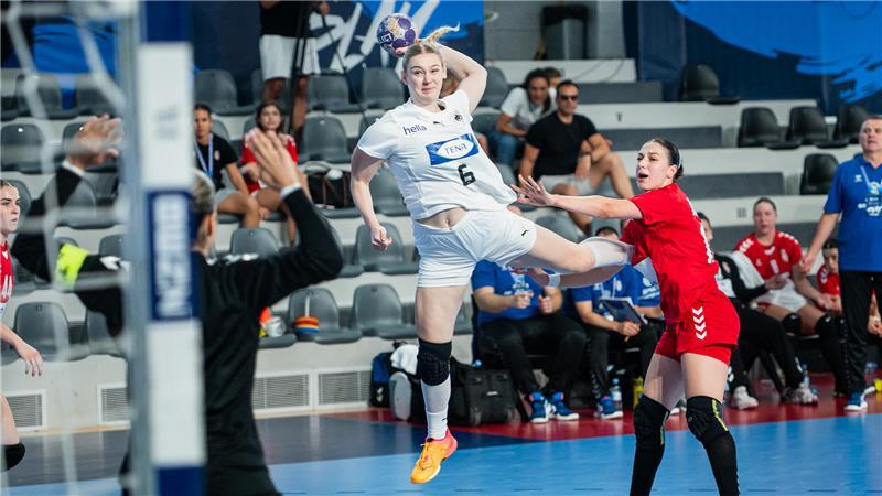 EM-Gold für BSV-Talent Mittag - Deutscher Handball schreibt Geschichte Aida Mittag im Finale gegen Spanien.