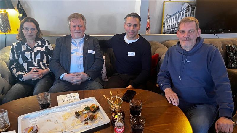 Airbus-Betriebsräte: Mona Michaelis, Torsten Ropers, Tamer Yüksel und Torsten Steiger.