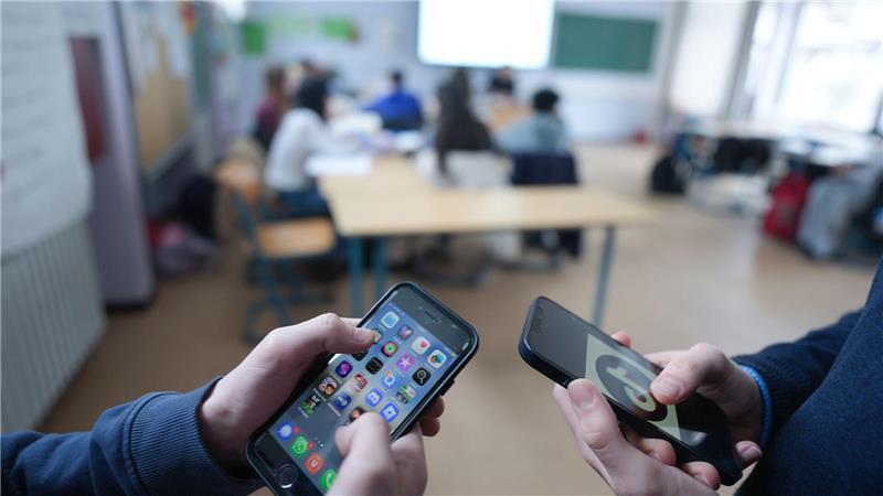 Aktuell wird in Deutschland auch über Altersgrenzen für soziale Medien diskutiert. (Symbolbild)