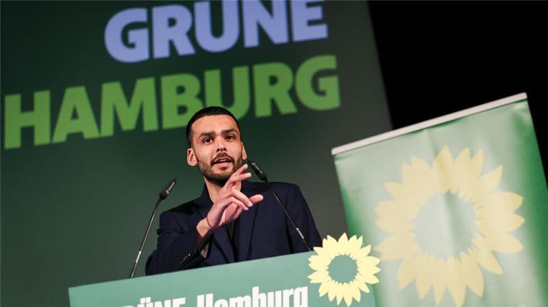 SPD und Grüne wollen sondieren - Treffen mit CDU wohl später Alam ist sicher, dass die Mehrheit in Hamburg keine rot-schwarze Regierung will.