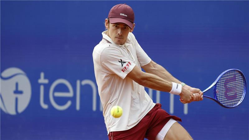 Ignacio Buse stürmt von der Quali ins Hamburger Finale Alex de Minaur scheiterte im Halbfinale.
