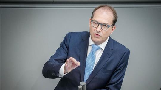 Alexander Dobrindt will Bannmeilen einrichten lassen.
