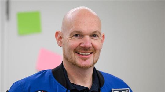 Alexander Gerst ist ein möglicher Kandidat für die in einigen Jahren geplanten US-Missionen „Artemis 4“ und „Artemis 5“ zum Mond.