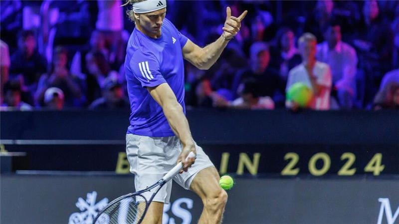 Alexander Zverev hatte sich beim Laver Cup in Berlin nach eigenen Worten schlecht gefühlt und anschließend eine kurze Turnierpause eingelegt.