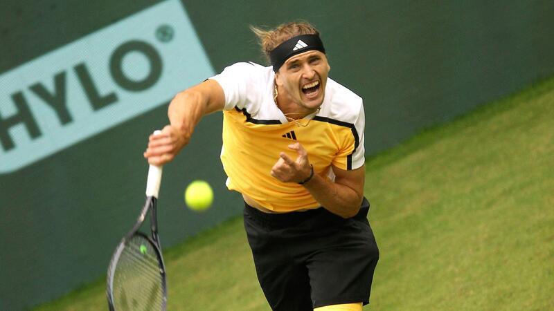 Ansetzung verwundert Zverev: „Würde Fußball gucken“ Alexander Zverev ist bekennender Fußball-Fan.