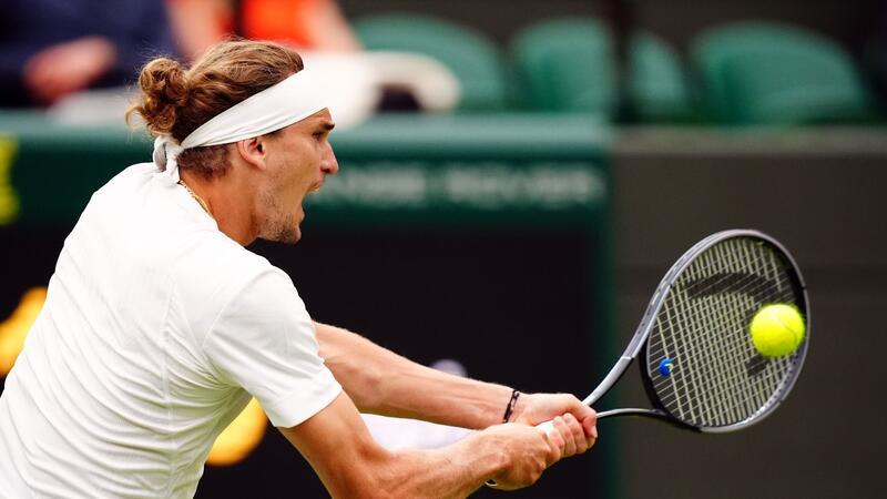 Kerber in Wimbledon ausgeschieden - Zverev siegt ungefährdet Alexander Zverev ist ohne Probleme in die zweite Wimbledon-Runde eingezogen.