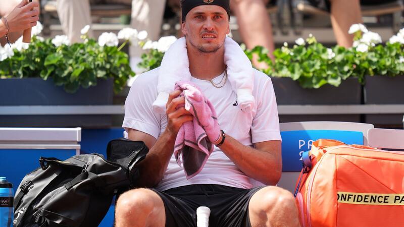 Alexander Zverev startete in sein Viertelfinale gegen Lorenzo Musetti nicht, wie er sich das vorgestellt hatte.