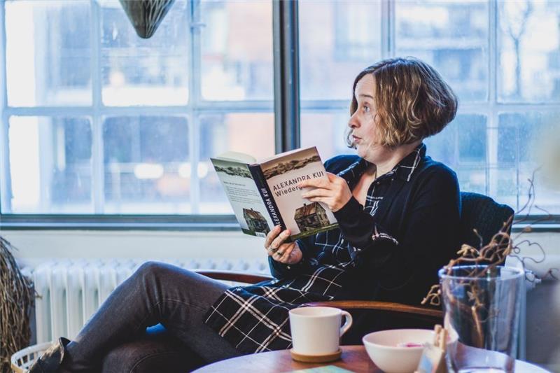 Alexandra Kuitkowski hat bereits zehn Romane veröffentlicht. Foto: Jost