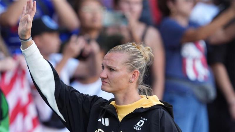 „Feuer fast ausgebrannt“: Popp tritt aus DFB-Team zurück Alexandra Popp: Beendet ihre DFB-Karriere mit dem 145. Länderspiel