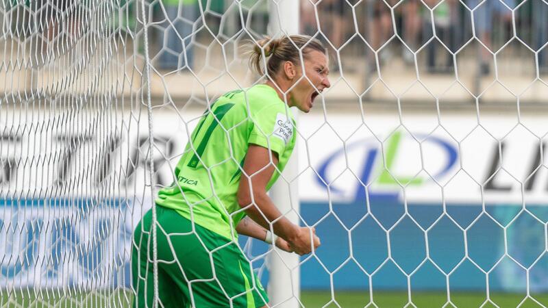Wolfsburgerinnen im DFB-Pokal ohne Probleme gegen Hertha BSC Alexandra Popp feierte im DFB-Pokal mit Wolfsburg den ersten Sieg in der neuen Spielzeit.