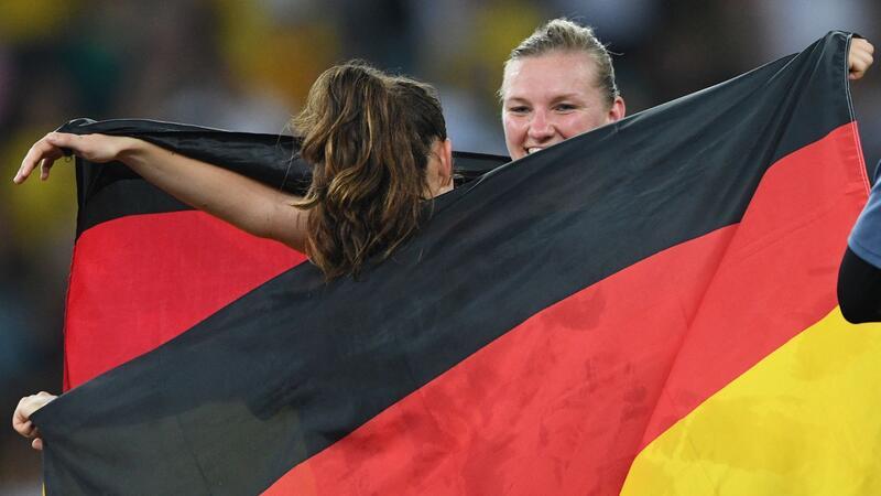 Alexandra Popp schwelgt vor dem entscheidenden Qualifikationsspiel der Fußballerinnen für Paris in Olympia-Erinnerungen.