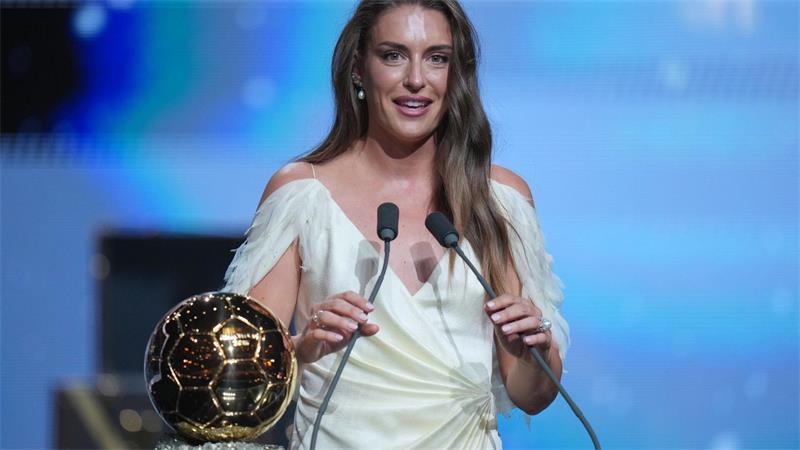Alexia Putellas wurde als beste Fußballerin geehrt.