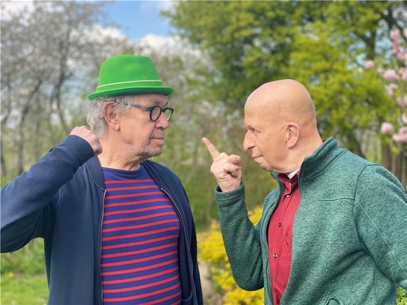So gelingt ein Gespräch mit Corona-Leugnern Ali Wichmann und Kai Helm vermitteln in ihrem Workshop, wie man Andersdenkenden ohne Eskalation begegnen kann und Haltung zeigt. Foto: Weselmann