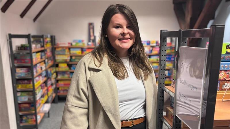 Alina Samavat vom Bauamt ist mit dem Projekt zum Umbau der Friedrich-Huth-Bücherei betraut.