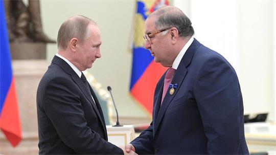 Alischer Usmanow werden besonders enge Verbindungen zum russischen Präsidenten Wladimir Putin nachgesagt (Archivbild).