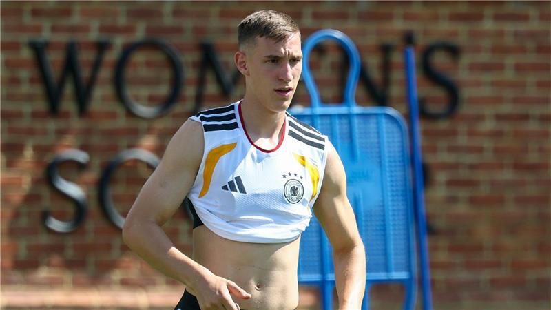 Muskelspiele beim DFB-Training: „Jeder bei 100 Prozent“ Alle Spieler sind bereit für Curaçao, auch Nico Schlotterbeck.
