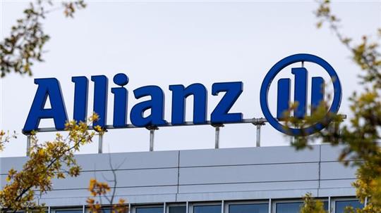 Allianz-Chef Oliver Bäte spricht von einem „sehr, sehr erfolgreichen Jahr“ 2023.