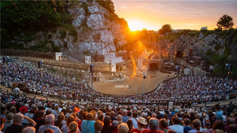 Als Gaststars werden in diesem Jahr Isabel Varell, Florian Fitz und Heinrich Schafmeister an den Kalkberg kommen. (Archivbild)