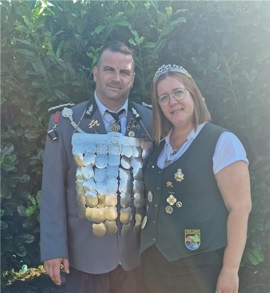 Als König und Königin regieren Andre und Nancy Brunckhorst gemeinsam das Dollerner Schützenvolk.