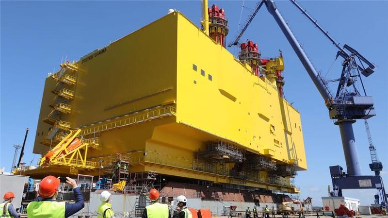 Großprojekt Kaiserhafen: Bremen investiert in Milliarden-Projekt Als Umspannwerke auf hoher See werden solche Konverterplattformen benötigt. Die Lloyd Werft will künftig solche Anlagen in Bremerhaven bauen.