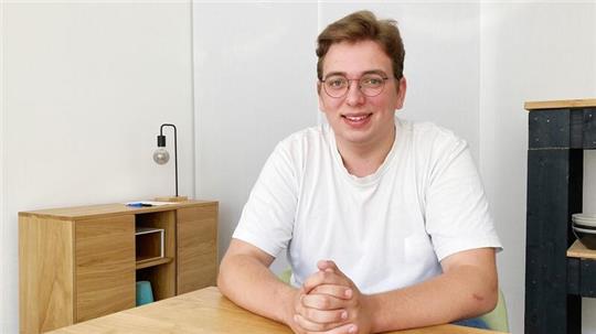 Als Vorsitzender des Landesschülerrats spricht Matteo Feind für mehr als eine Million Schülerinnen und Schüler in Niedersachsen.
