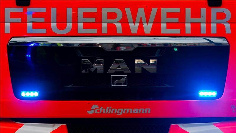 Als die Feuerwehr eintraf, stand das Wohnhaus bereits in Vollbrand. (Symbolbild)