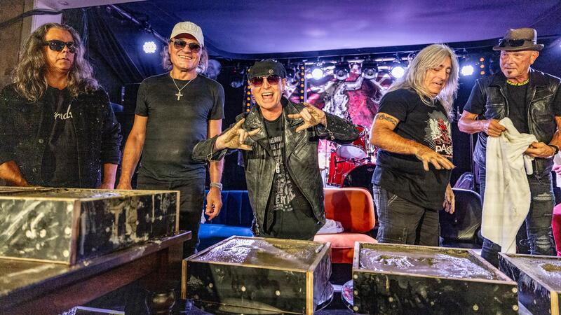 Als erstes waren die Scorpions und Doro Pesch an der Reihe.