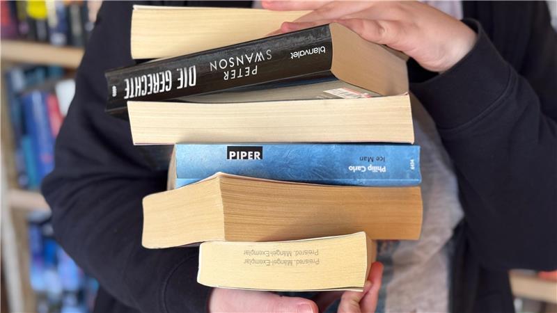Alte Bücher müssen nicht zwingend in den Müll. Beim Büchertauschen finden sie oft neue Besitzer.
