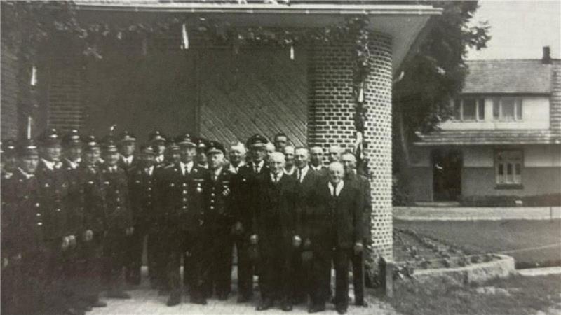 Die Rentner sind los: Neues Leben in Wangersens altem Feuerwehrgerätehaus Altes Feuerwehrgertätehaus Wangersen Dorfstraße
