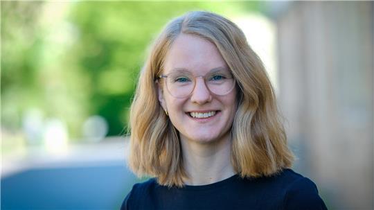 Alyssa Baatz, Vikarin in der Evangelisch-lutherischen Landeskirche Hannovers. Foto: Jens Schulze