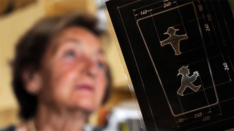 Ost-Ampelmännchen wird 65 – und hat kuriose Geschwister Am 13. Oktober 1961 präsentierte Karl Peglau seine Entwürfe neuer Leitsymbole. (Archivbild)