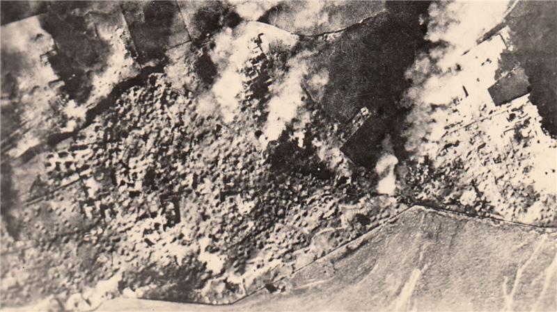 Helgolands Helden: Das tragische Ende der mutigen Widerstandsgruppe Am 18. April 1945 flog die Royal Air Force den großen Angriff auf Helgoland und legte die Bebauung in Schutt und Asche.