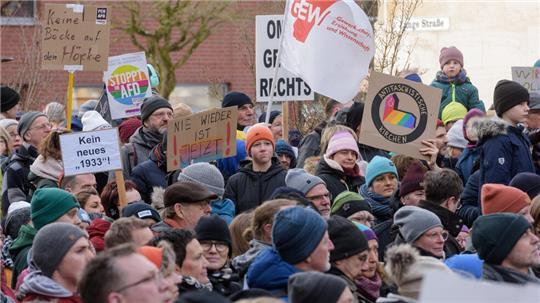 Am 20. Januar 2024 demonstrierten in Buxtehude etwa 2500 Menschen. 