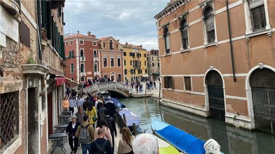 Am 25. April müssen Kurzbesucher erstmals fünf Euro für den Zutritt nach Venedig zahlen.