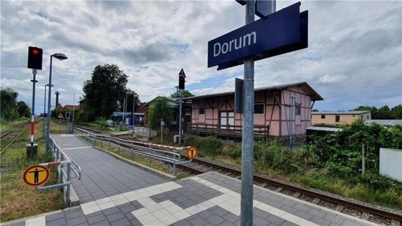 Am Bahnhof in Dorum wurde der Angeklagte im September 2025 festgenommen. Wenige Tage zuvor war er nach einem Polizeieinsatz der Wohnung verwiesen worden. Foto: Leuschner