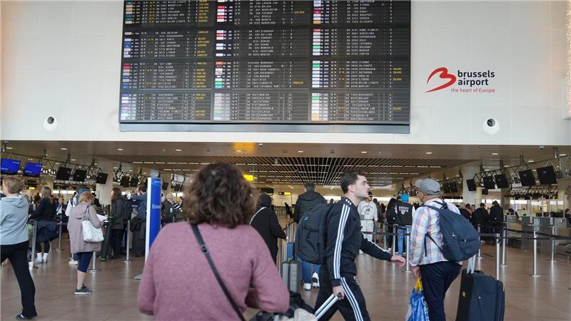 Am Dienstagabend kam der Flugbetrieb am Brüsseler Flughafen wegen Drohnen zweimal zum Erliegen.