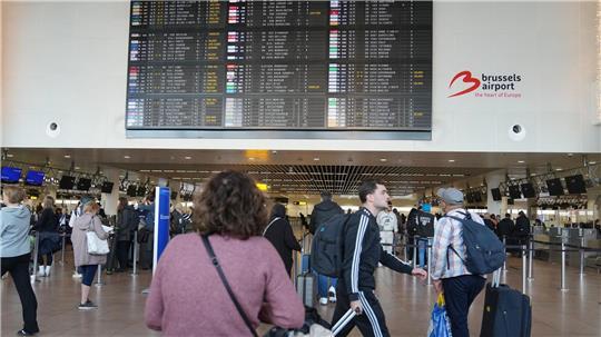 Am Dienstagabend kam der Flugbetrieb am Brüsseler Flughafen wegen Drohnen zweimal zum Erliegen.