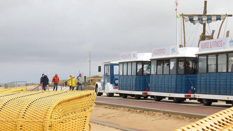 Cuxhavener Strandbahn erfasst fünfjähriges Kind Am Dienstagnachmittag kam es in der Grimmershörnbucht zu einem Unfall mit einer Strandbahn (Symbolfoto).