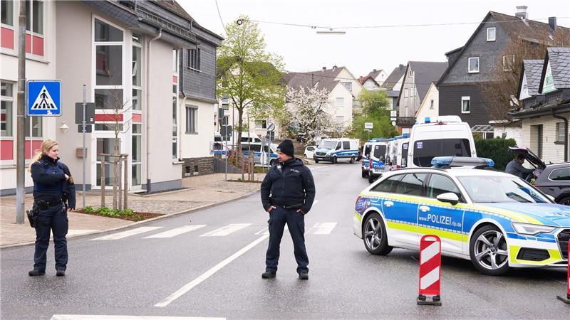 Am Donnerstag war die Polizei erneut mit einem Großaufgebot unterwegs. 